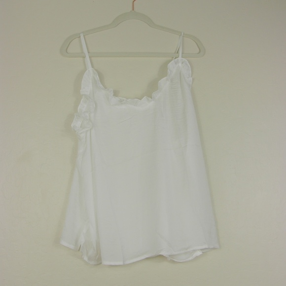 LAST ONE! Sexy Spaghetti Strap Ruffle V-Neck Tank - Picture 4 of 8